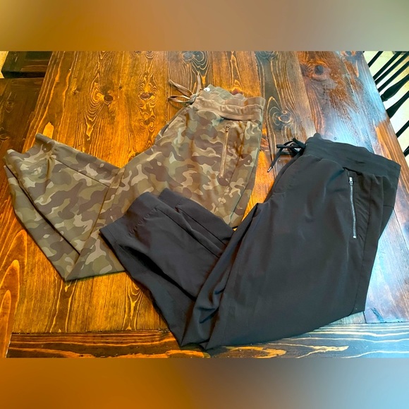 Anthropologie Pants - Anthropologie Marrakech Camo Jogger Bundle Black and Camo size 14